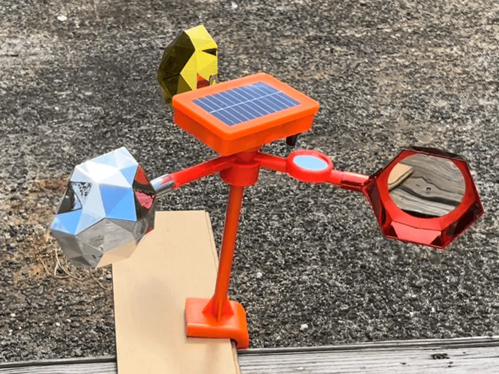 鳥よけソーラー反射風車(音量調整付き)|Type-C充電対応 - 画像 (3)